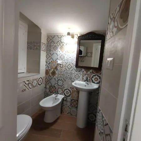 Palace Apartment *